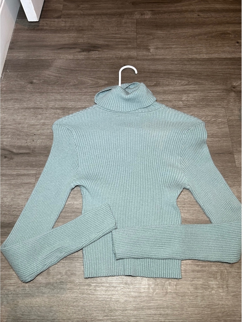 Forever 21 Mint Blue Turtleneck long sleeve